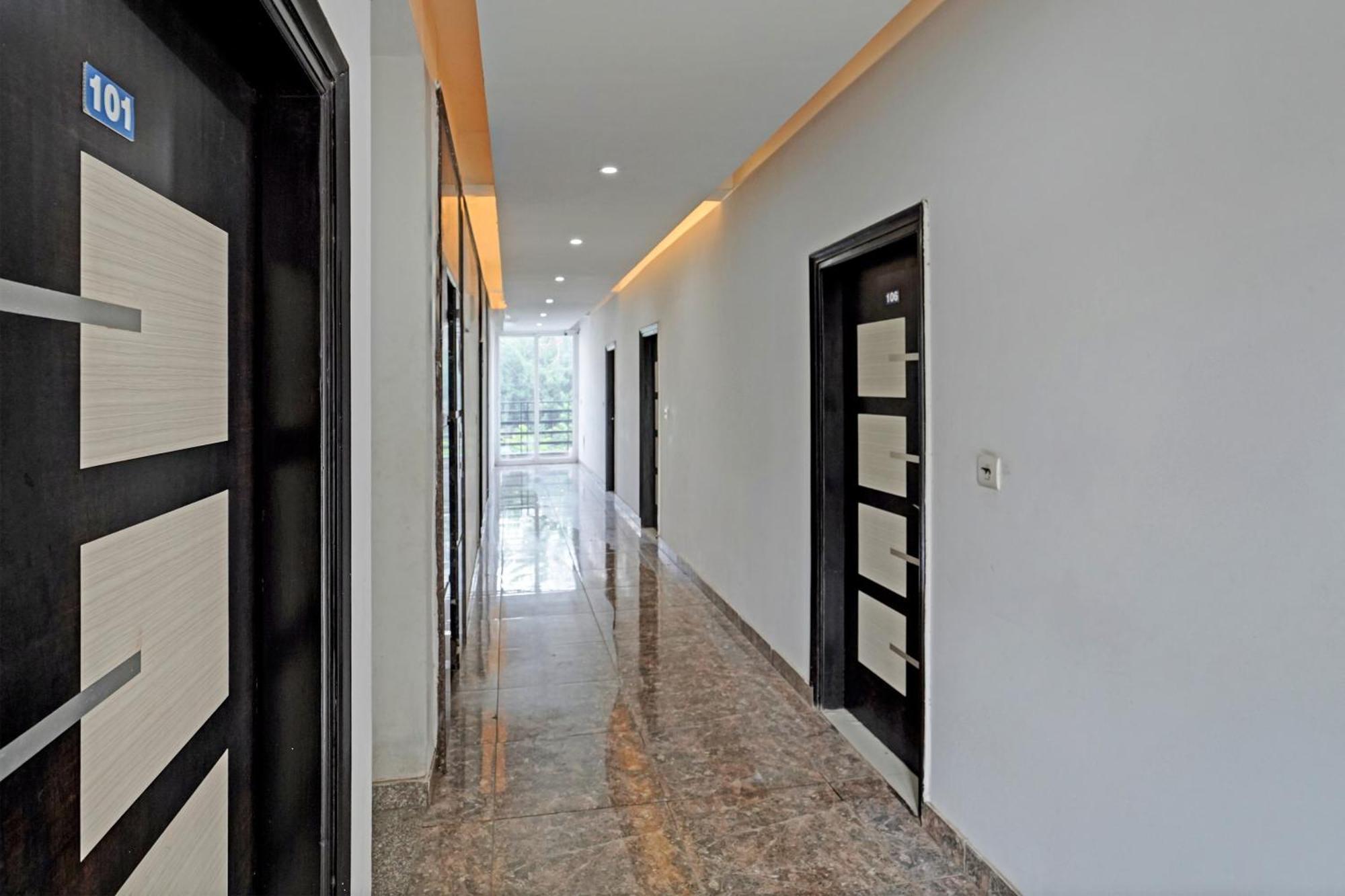 Hotel O Babil Palace Near Omaxe Celebration Mall Gurgaon Buitenkant foto
